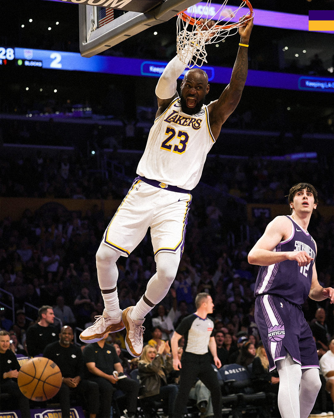 KAIYUN SPORTS-詹姆斯41岁、28场21次20+得分！其他同龄人总共才7场！